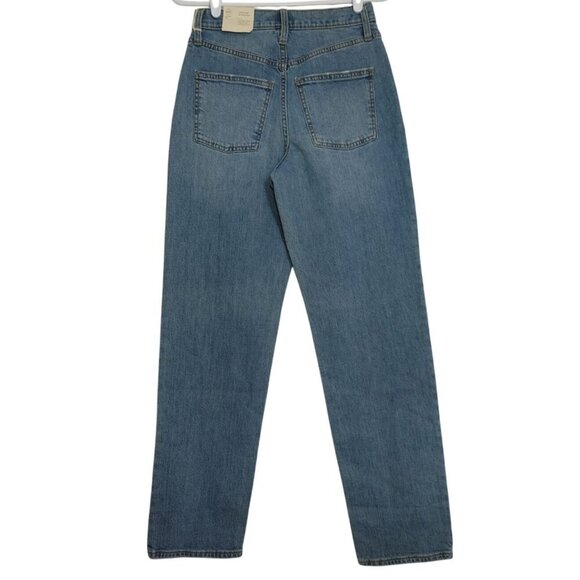 "Universal Thread Womens High-Rise Vintage Stretch Jeans Size 00/24  Denim, NWT - Picture 2 of 7